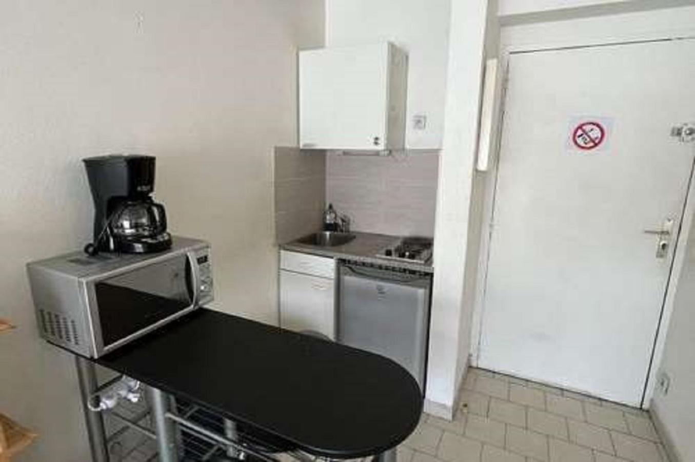 Beau studio , ensoleillé, Wifi, etage 5 ascenceur Marselha Exterior foto